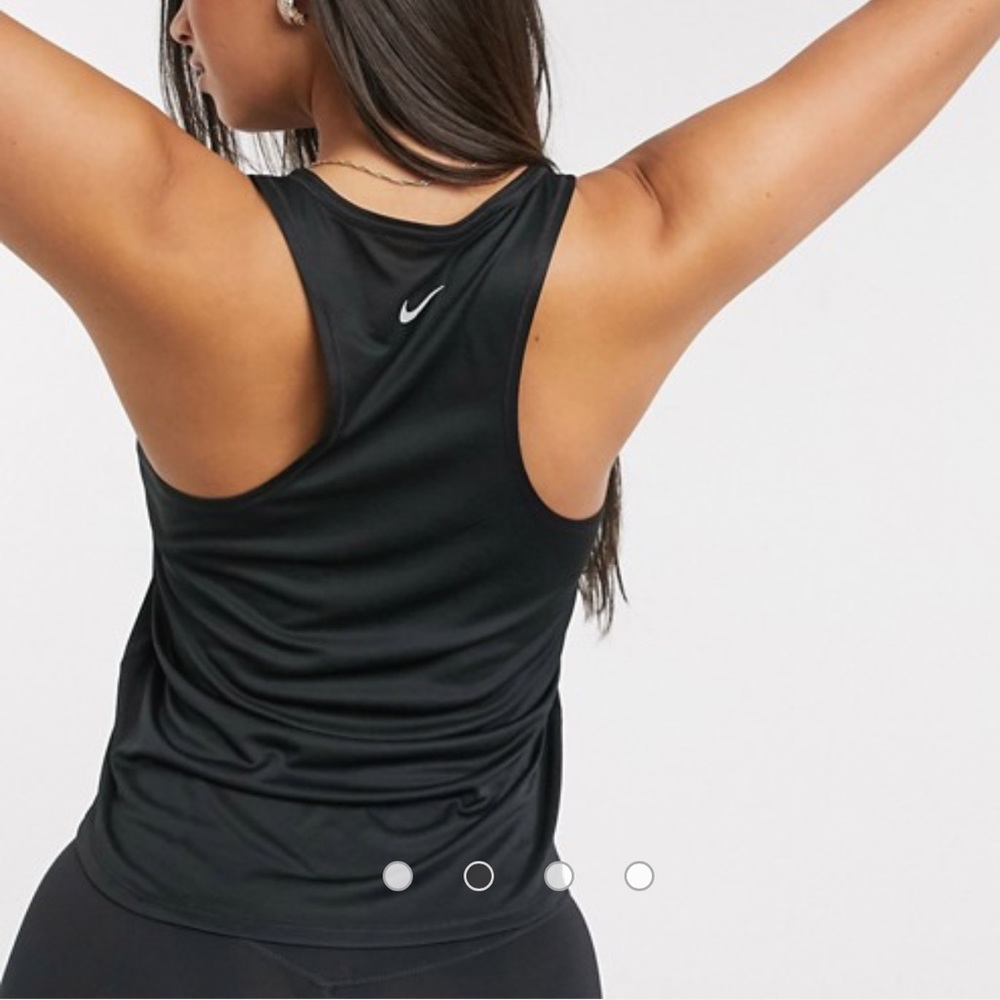 Nike Bundle - Bra, Tank, 7/8 Crop Leggings - Picture 3 of 8